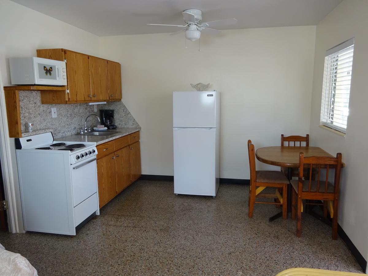 Motel Ebb Tide St. Pete Beach Exterior foto